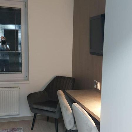 Privat Julia Hotel Врбов Екстериор снимка