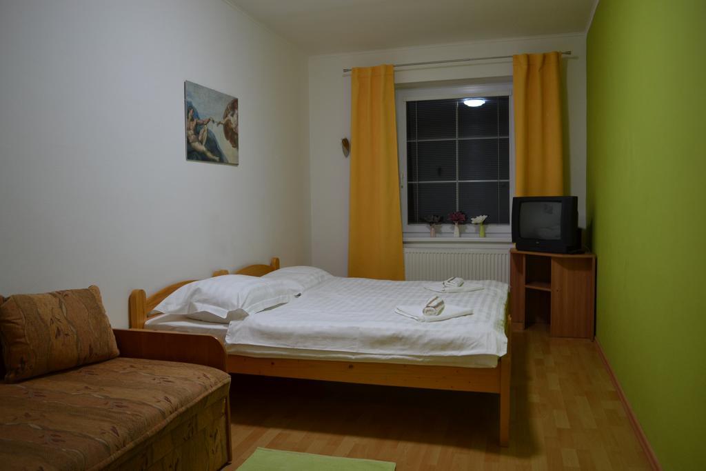 Privat Julia Hotel Врбов Стая снимка