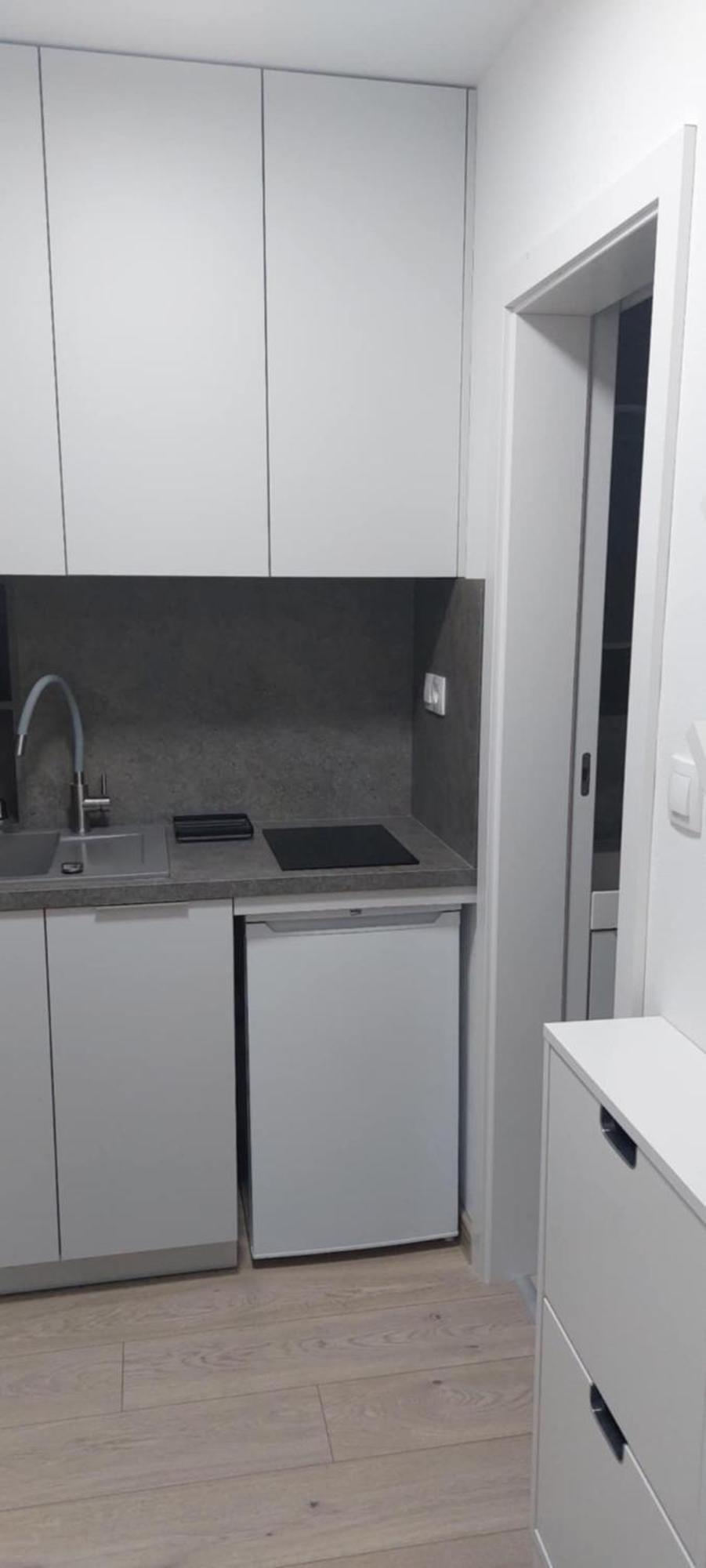 Privat Julia Hotel Врбов Екстериор снимка